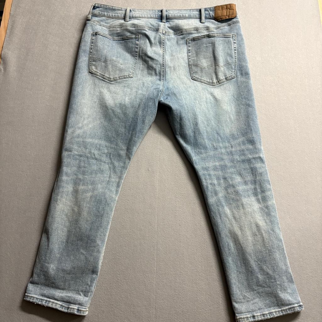 American Eagle Airflex Athletic Fit Distressed Jeans Mens 40×30 Light Wash Blue