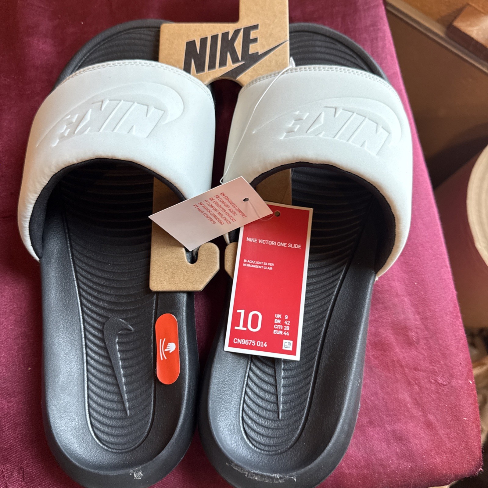 New Nike Victori One 1 Mens Size 10 White Black Comfort Sports Slides On Sandal