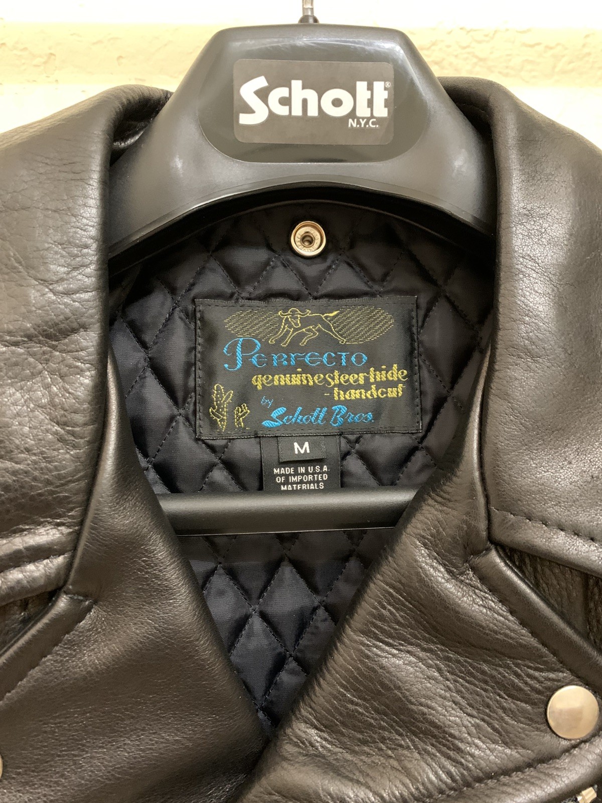 Schott Perfecto 519 Leather Jacket Size Medium