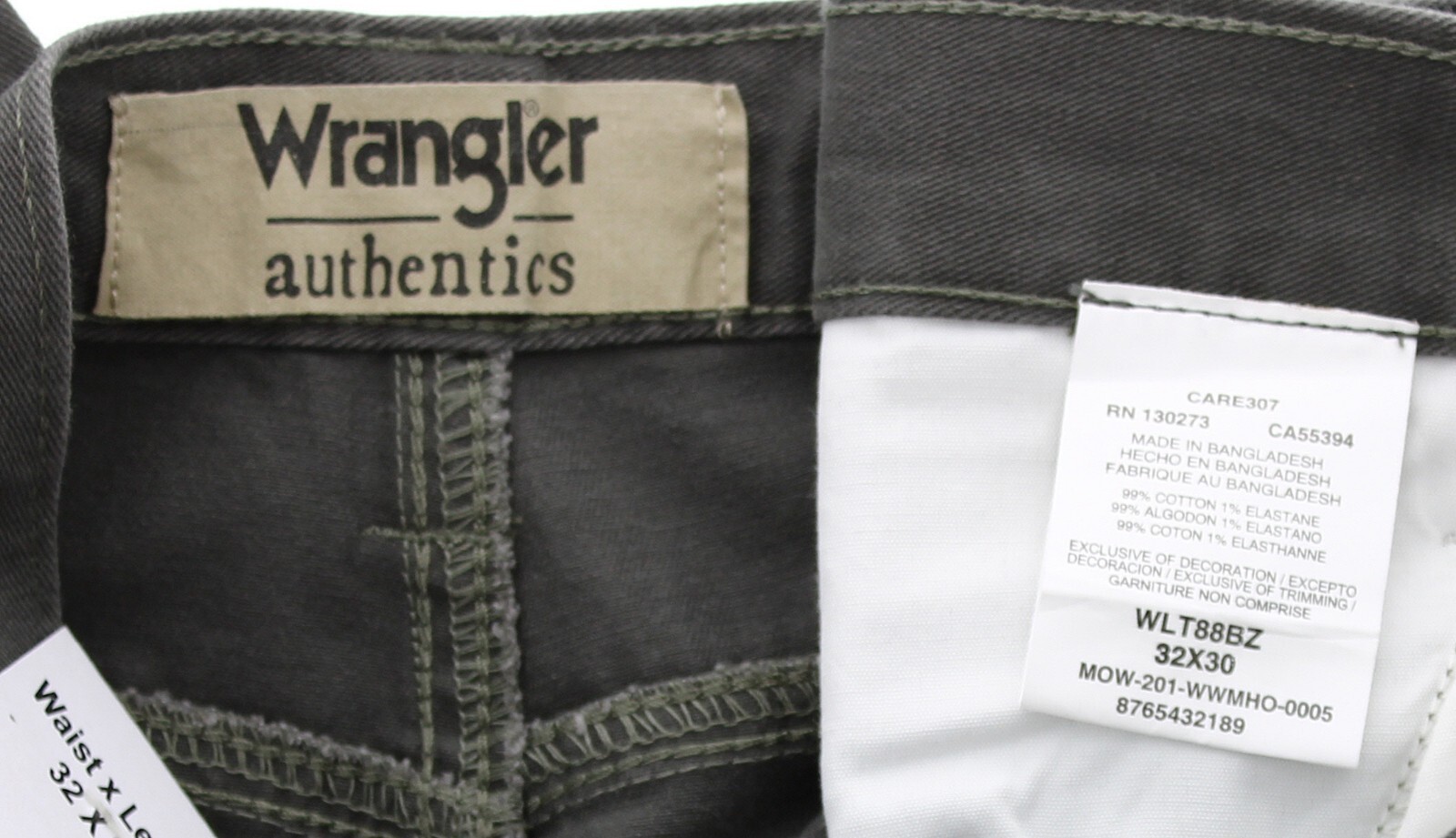 Wrangler Authentics Men’s Cargo Pants Regular Fit, Twill, 8-Pocket, L & R Tech