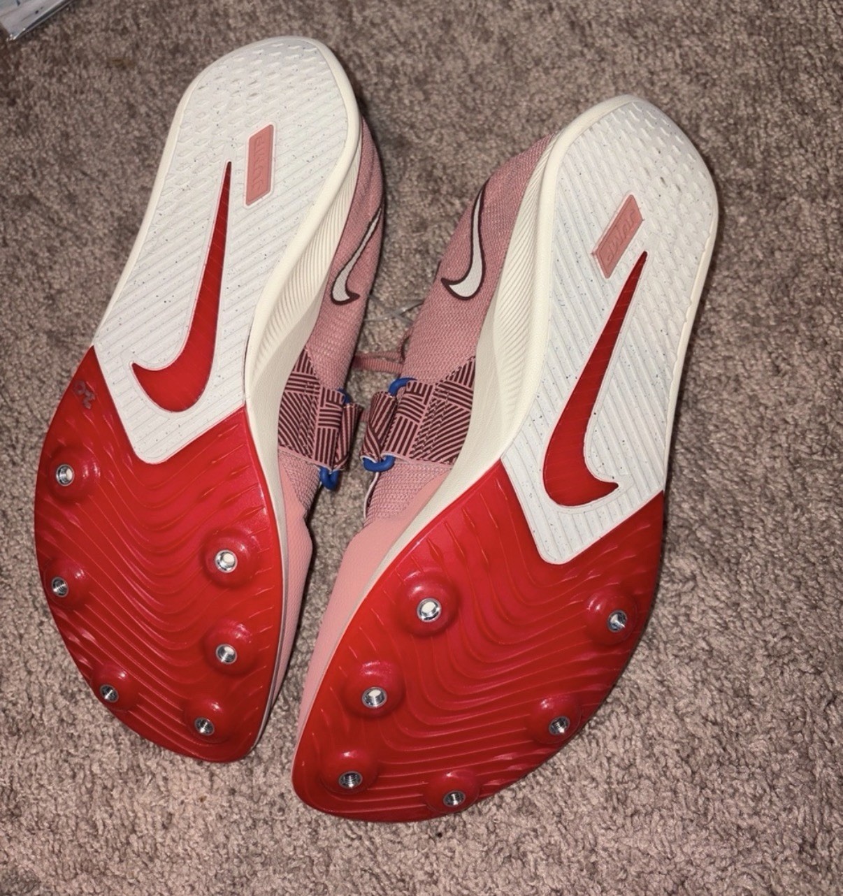 Nike Rival Jump Red Stardust Malachite University Red Pale Ivory NWOT Men’s 10