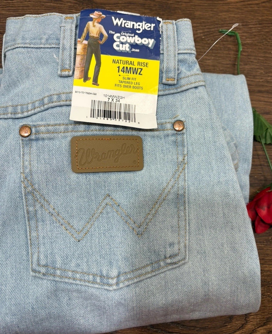 Wrangler Jeans Womens 7×34 Blue Cowboy Cut Natural Rise 14MWZ Jeans NWT
