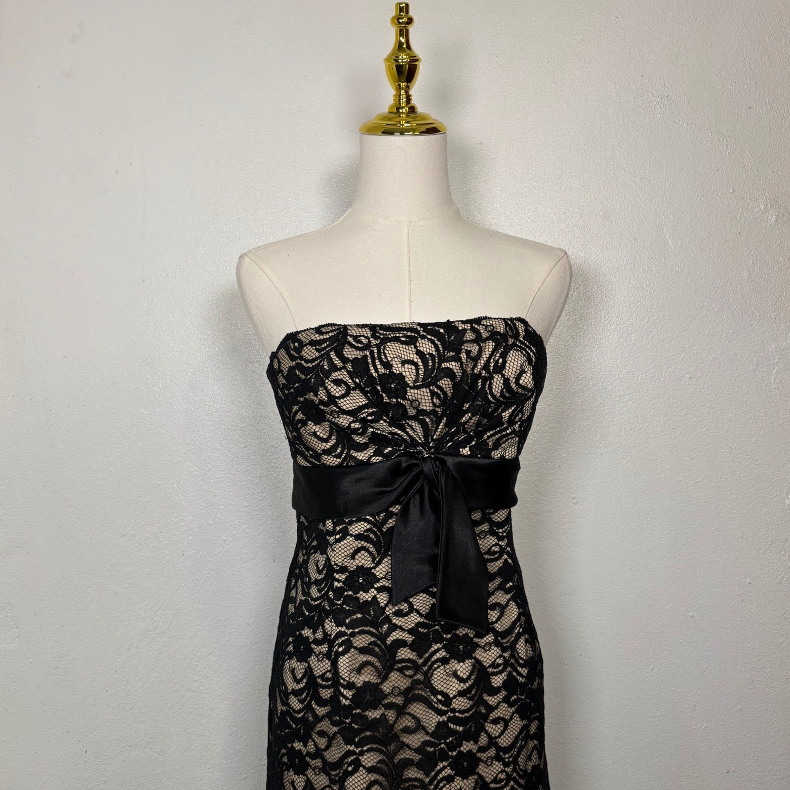 white house black market lace bow black beige dress y2k coquette chic goth 00s