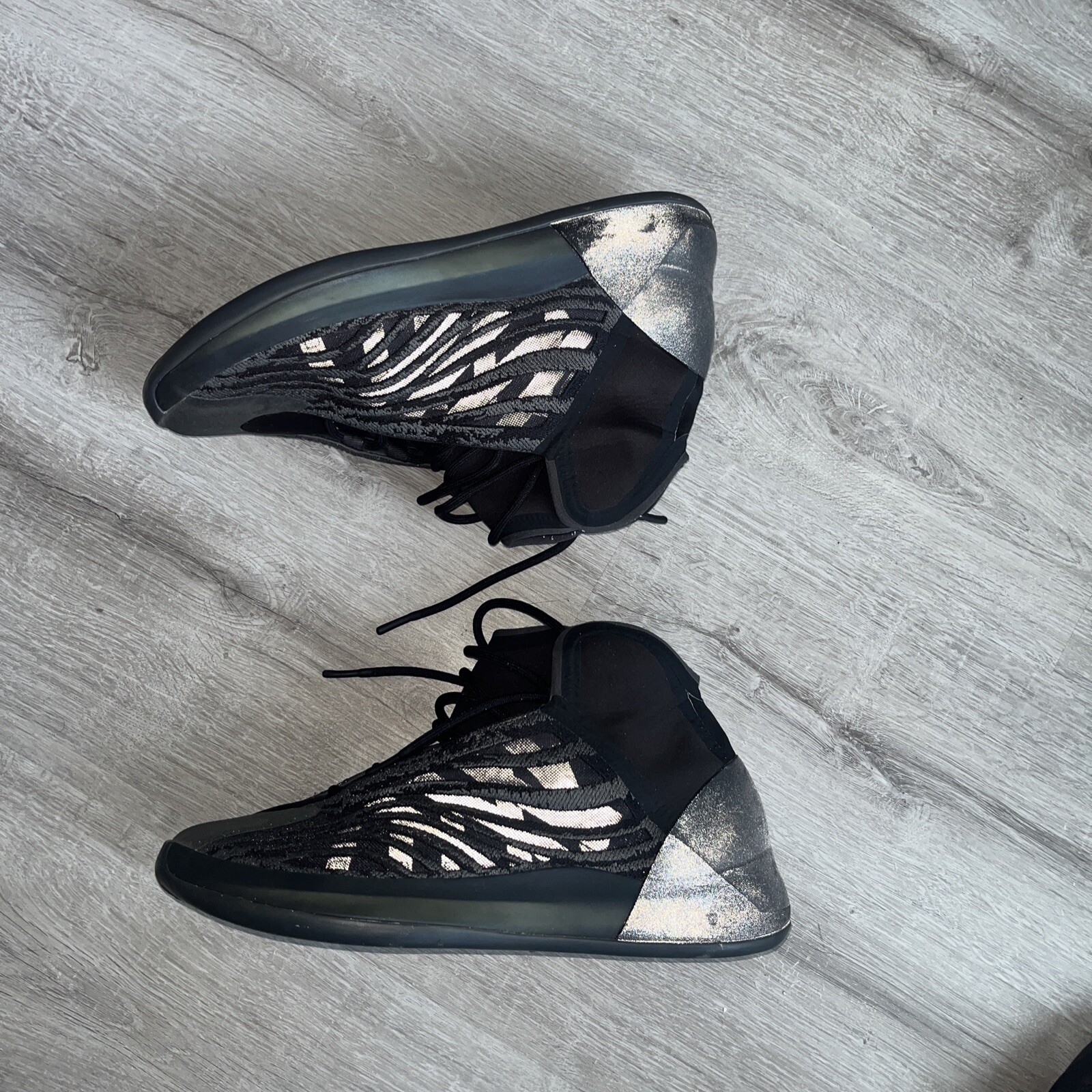 Size 13 – adidas Yeezy Quantum Onyx