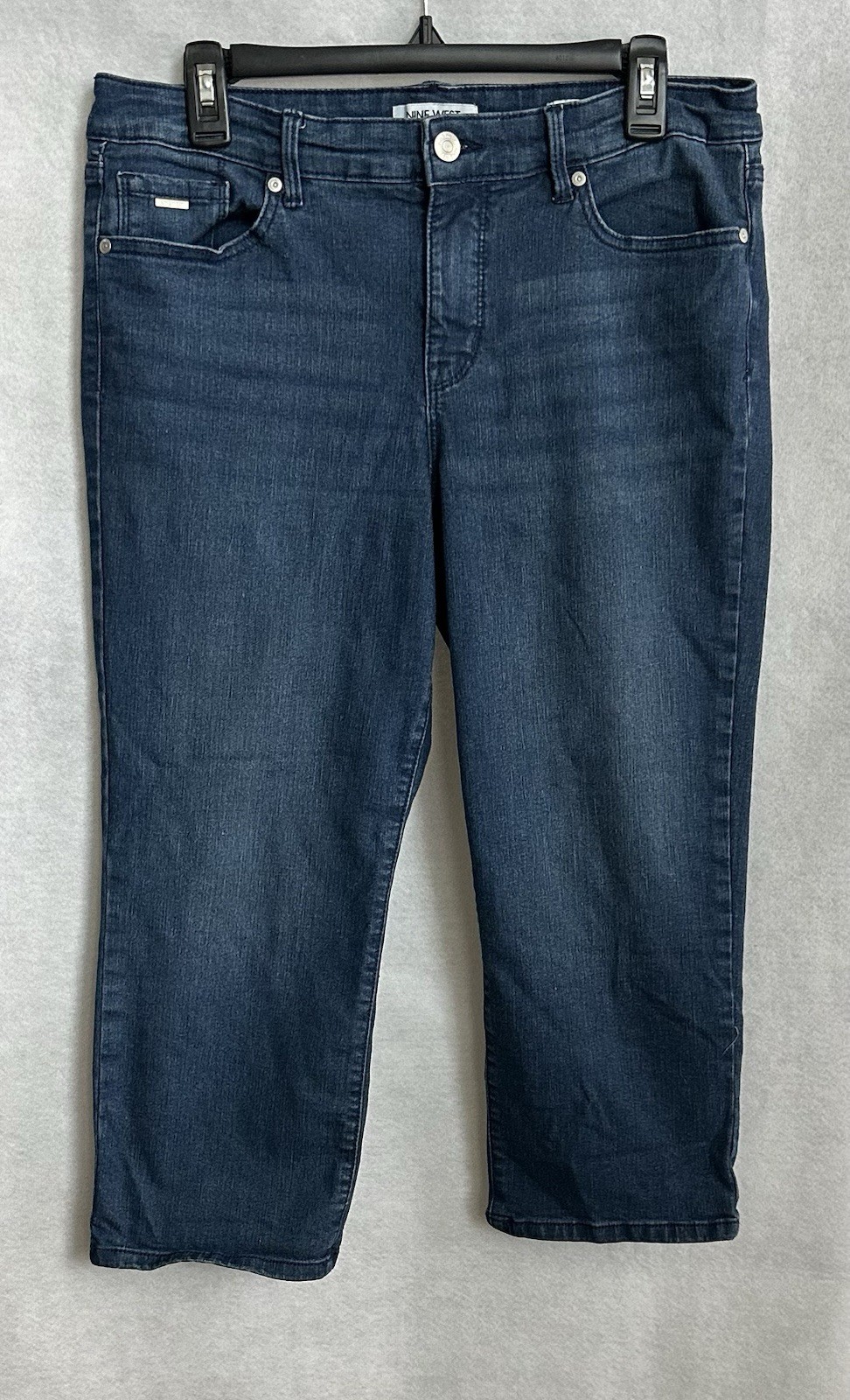 Nine West Chrystie Capri Size 12 W-33” R-10 1/2” In-23” Leg Opening 16”