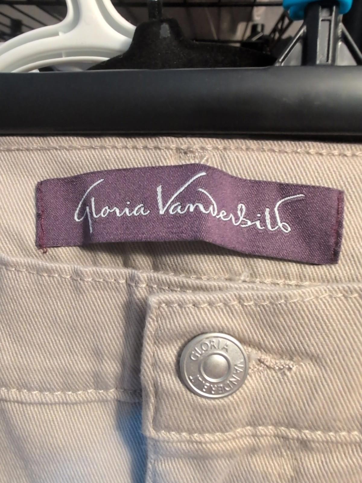 Gloria Vanderbilt Women’s Pants, Tan , New With Tags, Swan Series NWT size 14