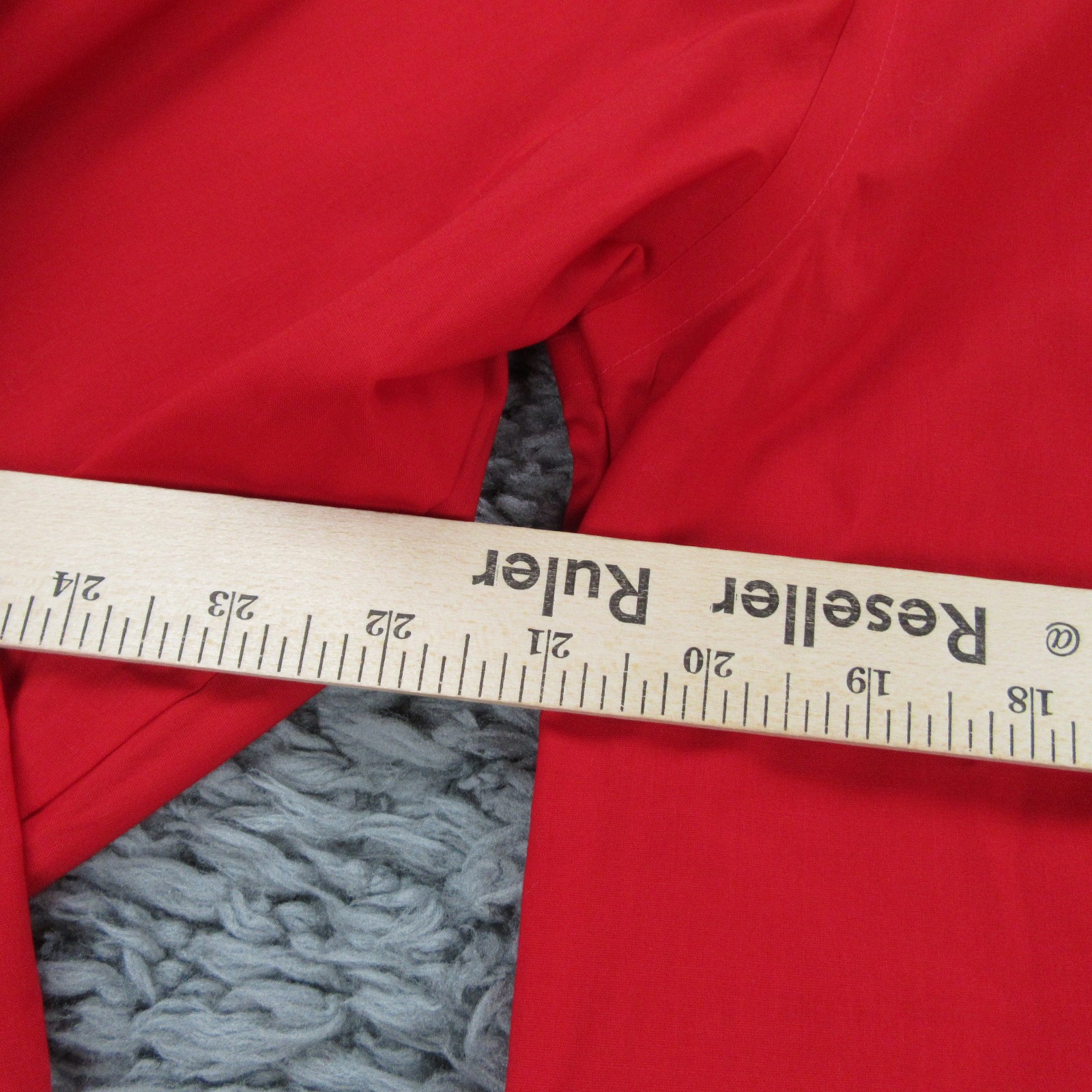 Stafford Travel Shirt Mens Medium Red Regular Fit Broadcloth Easy Care Button Up