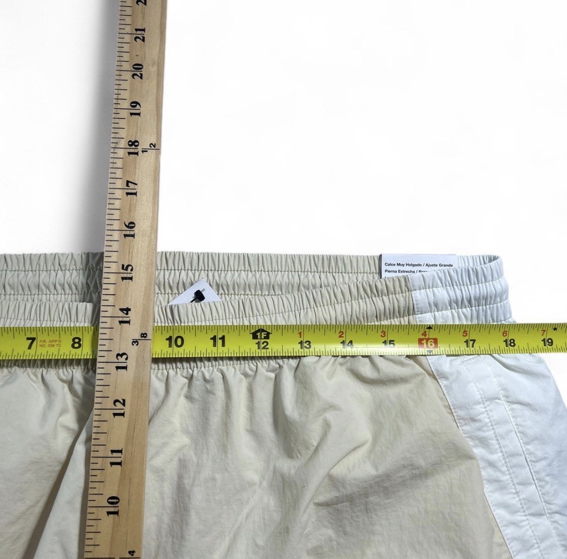 Nike Men’s Oversized Colorblock Jogger Pants Beige/White/Brown Size L