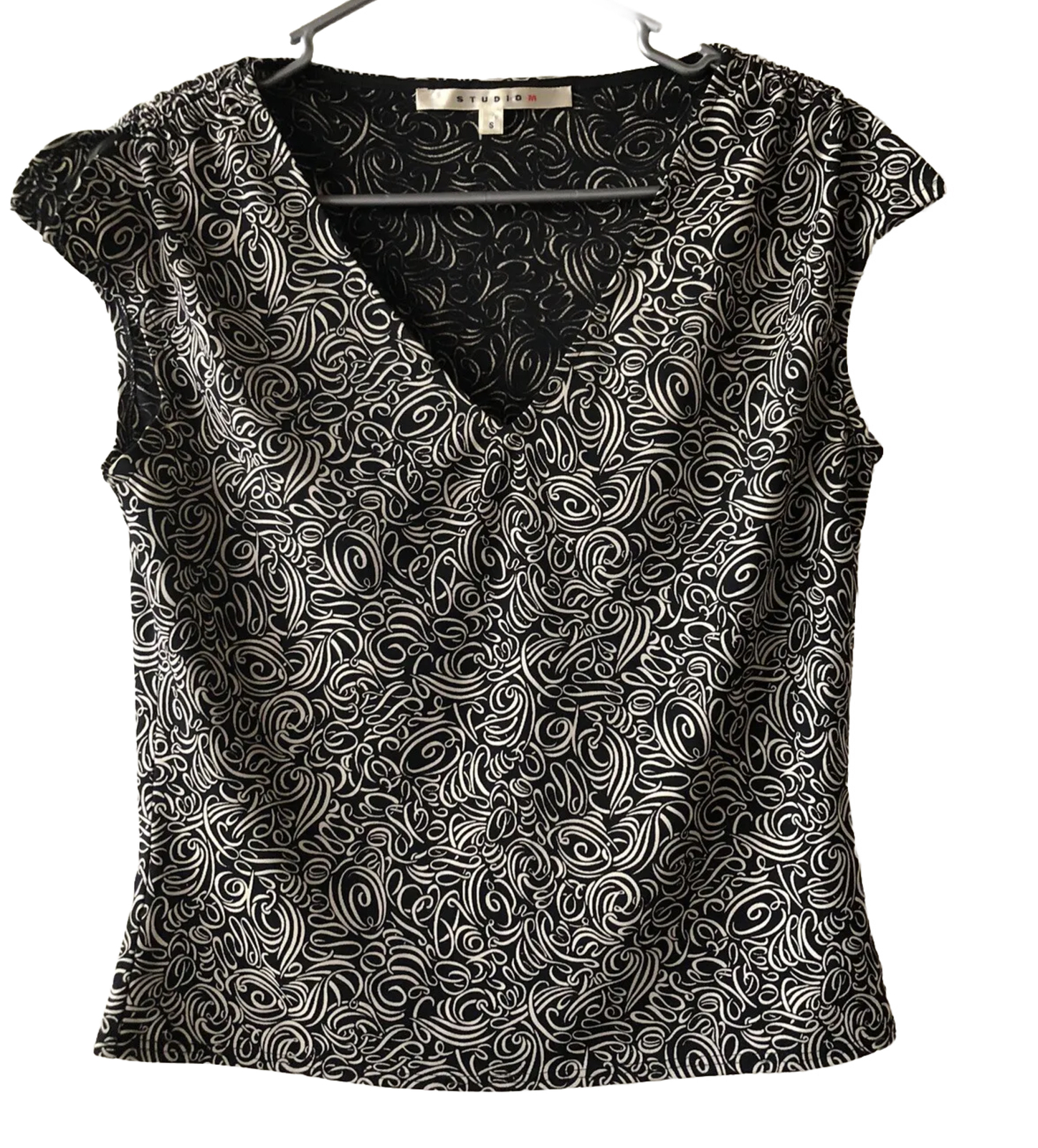 STUDIO M Short Black Cream Top Size Small Womens
