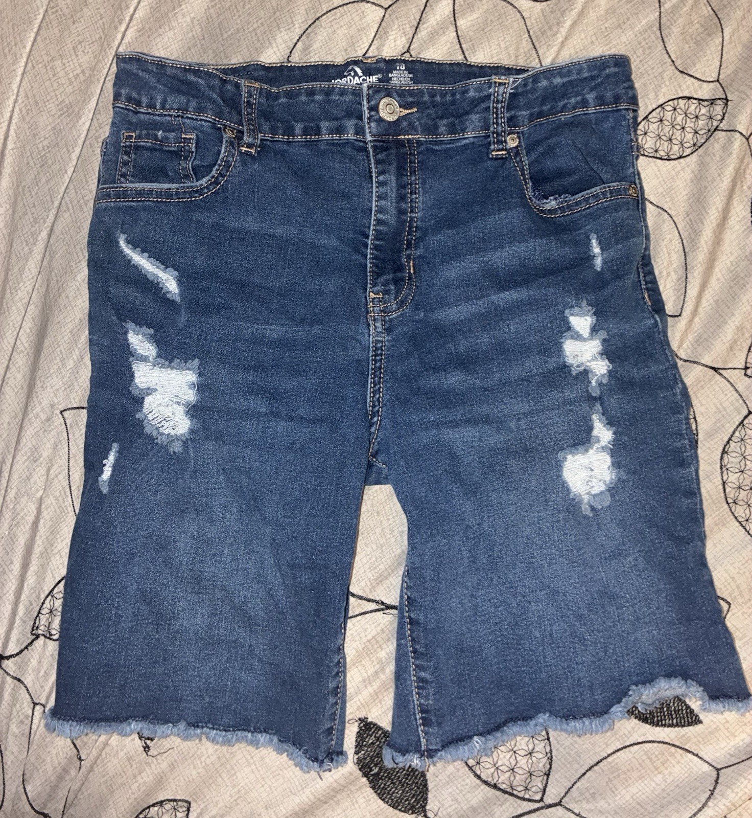 Jordache Women’s Blue Denim Cut-Off Shorts Size 18 Mid Rise 5-Pocket