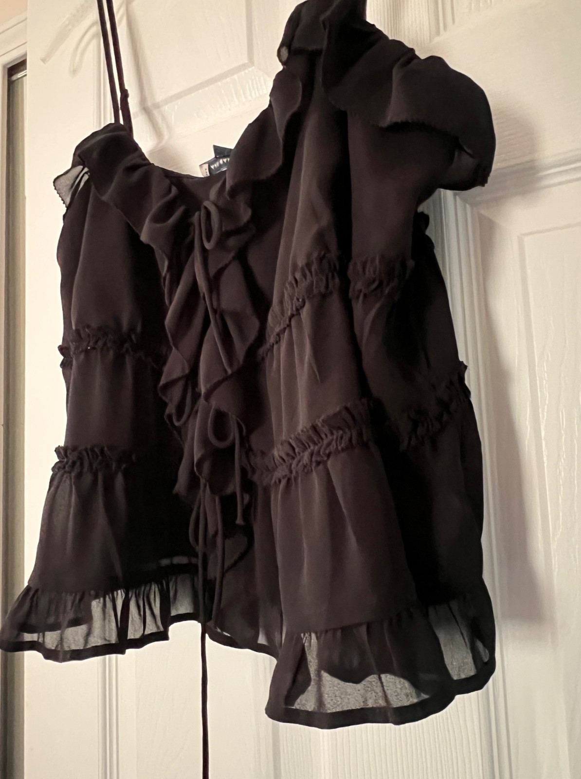 American Eagle Outfitters Black Ruffle Cami Top Adjustable Straps Women’s Size L