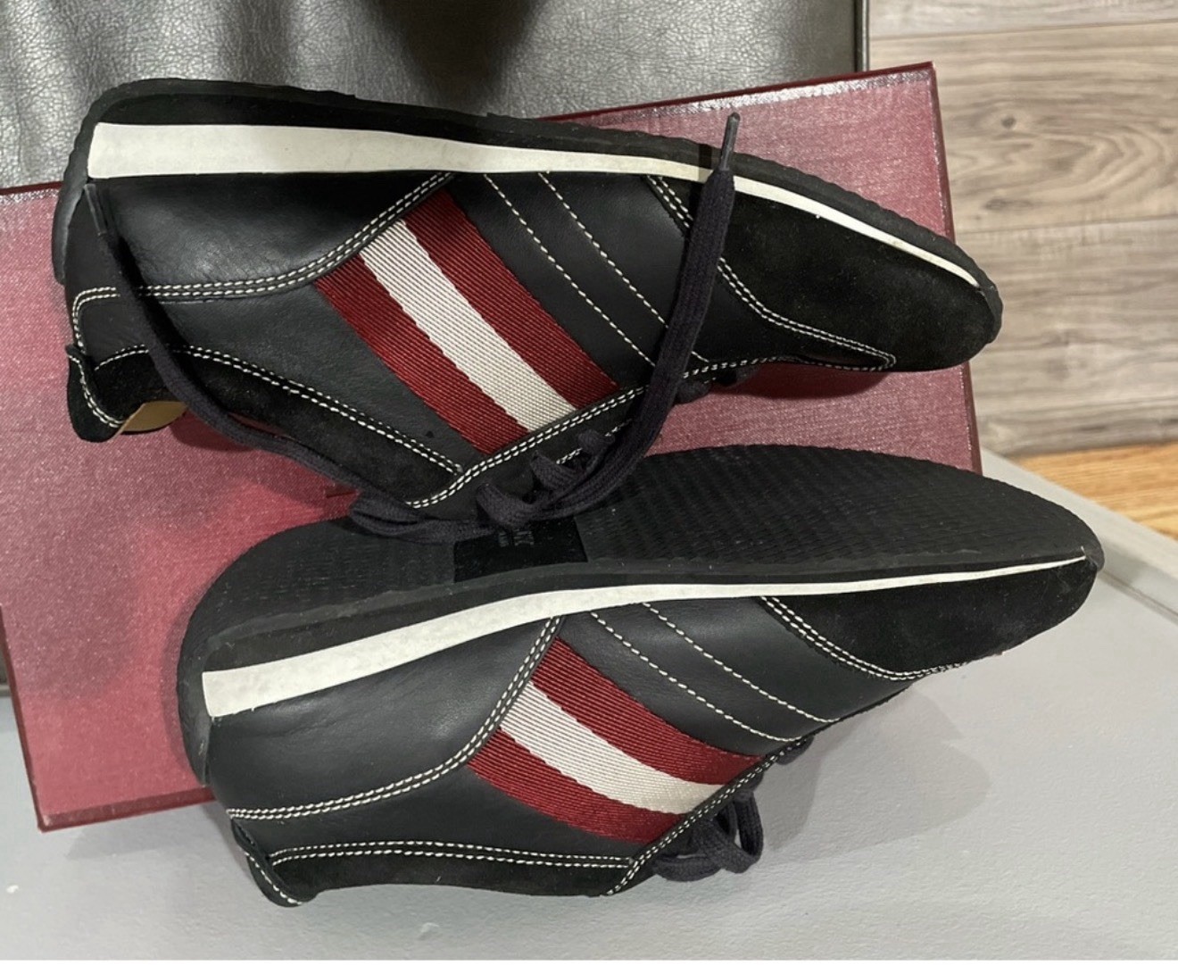 Women’s Bally Low Top Lace-Up leather/Suede Sneakers – Black Red White Striped