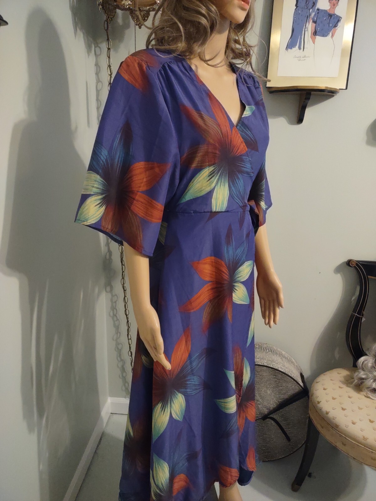 Haoduoyi Wrap Around Dress Purple Flowered size L ~EUC~