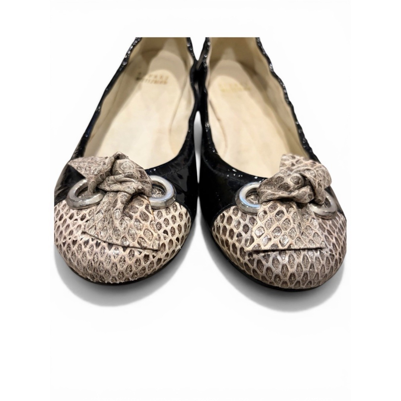 Stuart Weitzman ballet flats with Beige Snakeskin Toe – New without tags
