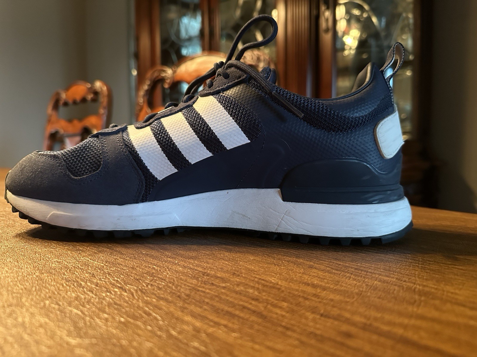 Mens Adidas ZX700 HD Crew Navy Shoes, 11.5