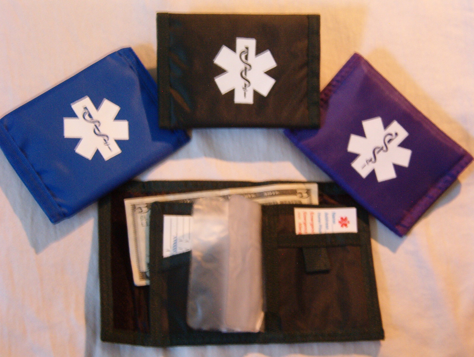Nylon bifold Medical Wallets, colors, black, green, red, blue and purple