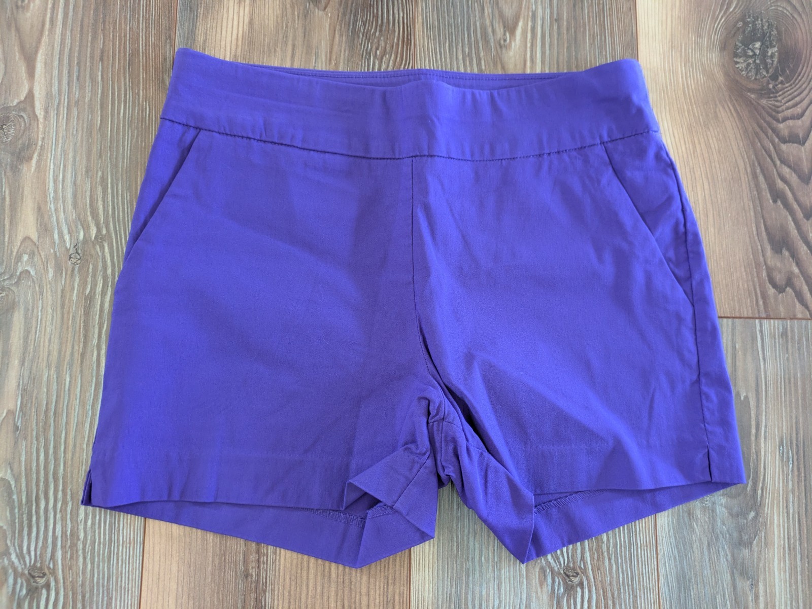 New York & Company NY&C Solid Purple Stretch Mid Rise Business Casual Shorts MED