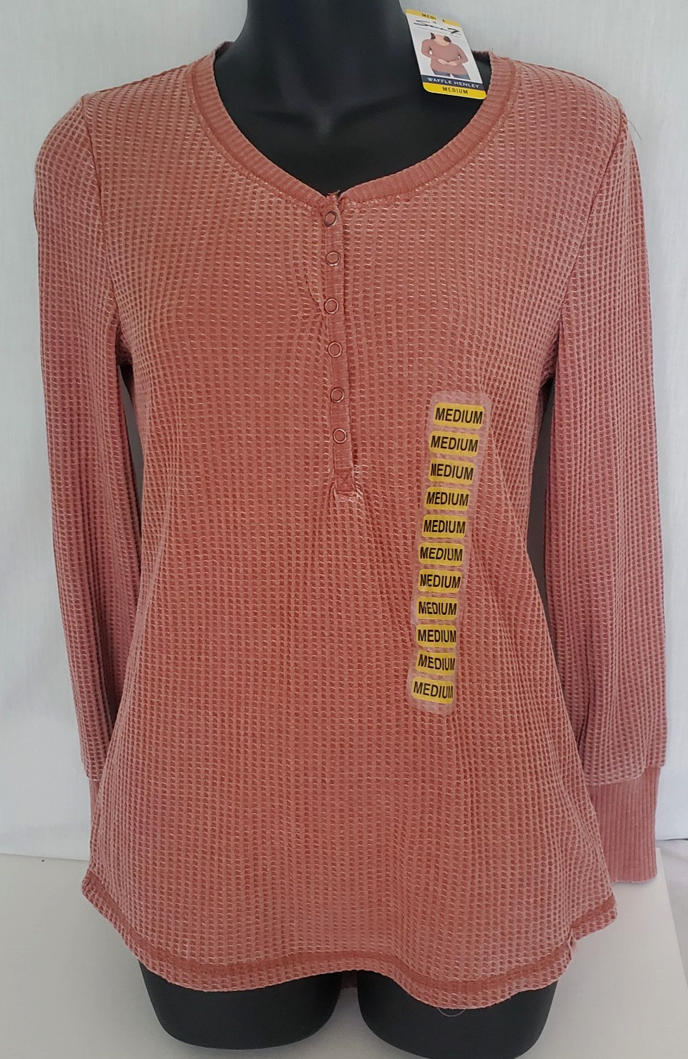 Seven7 Women’s Long Sleeve Snap Waffle Henley Sz M Camel NWT