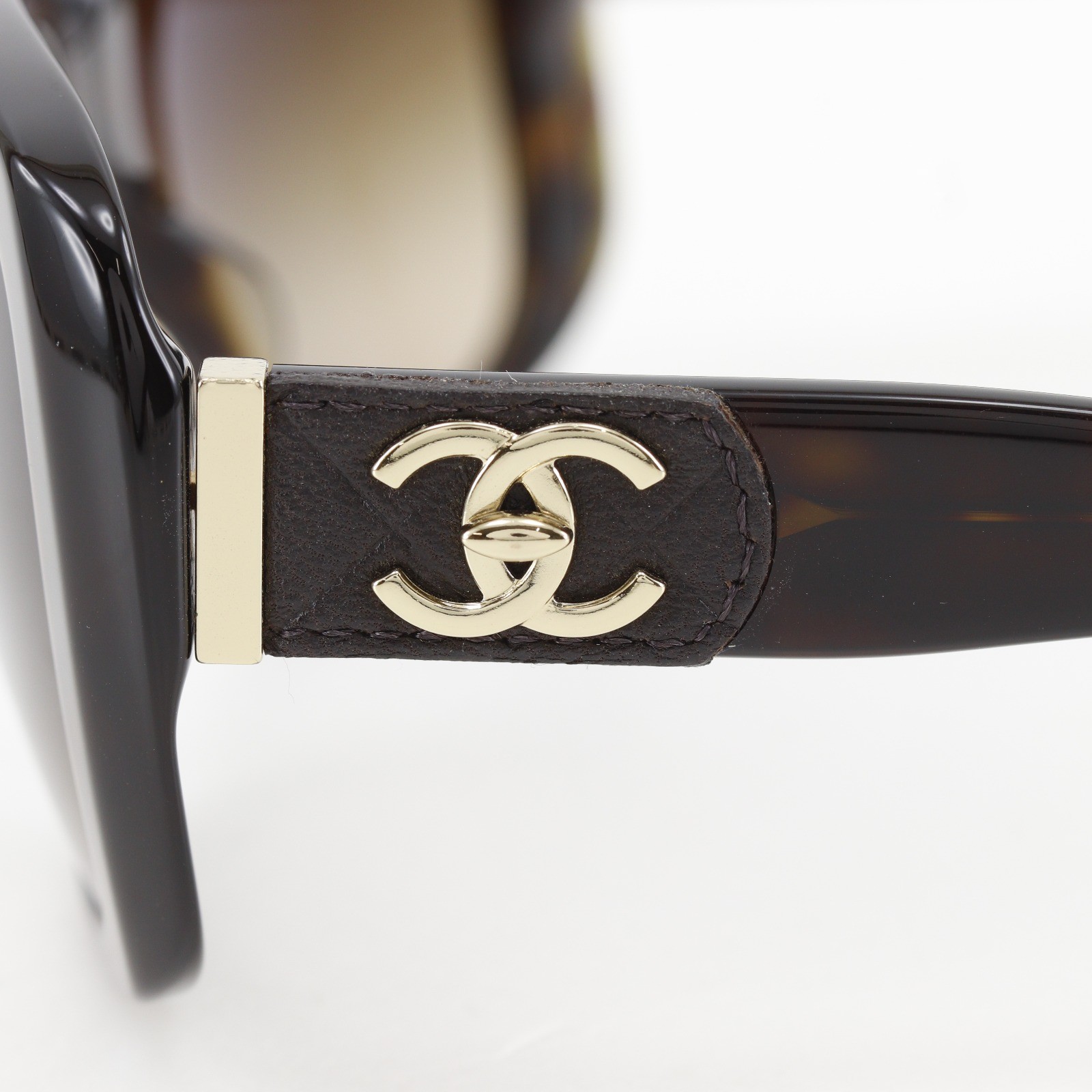 Chanel Coco Mark Turnlock Matelasse Sunglasses – DUTY FREE
