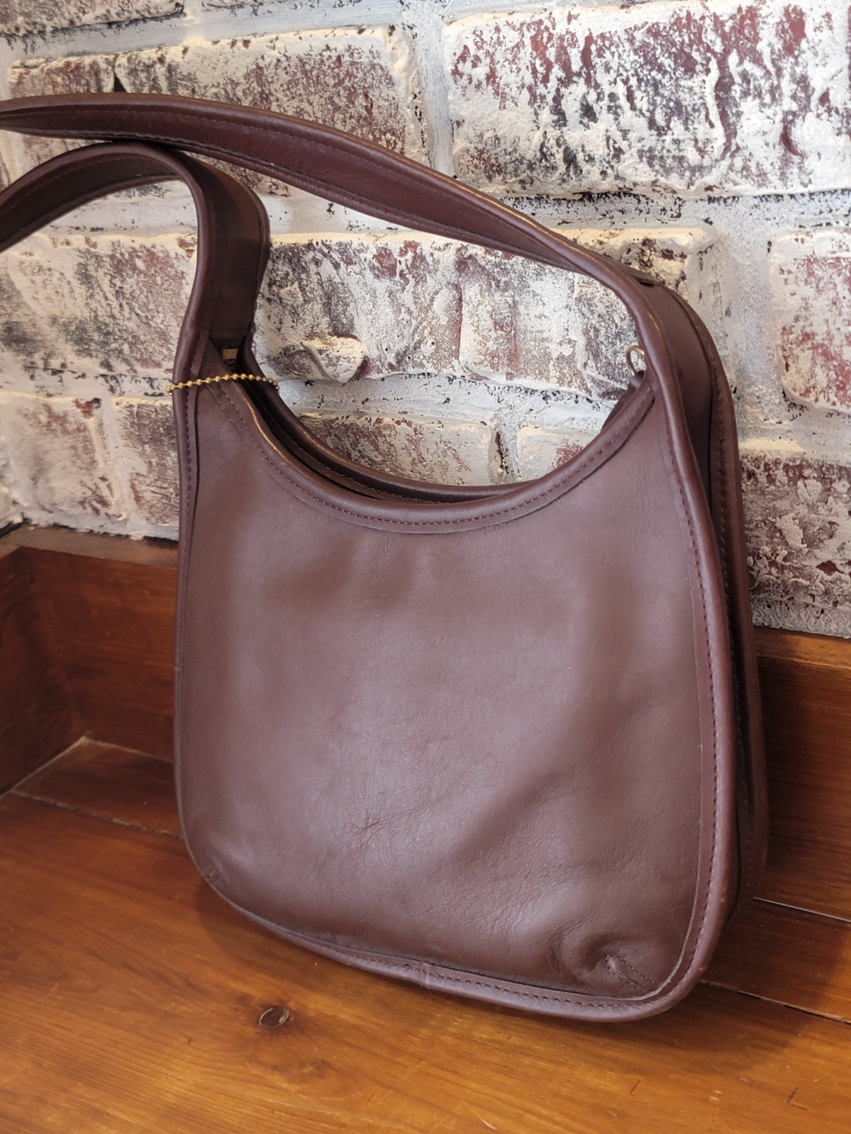 Vintage COACH Leather ERGO 9020 Mahogany Brown Mini Zip Hobo/Shoulder Bag USA