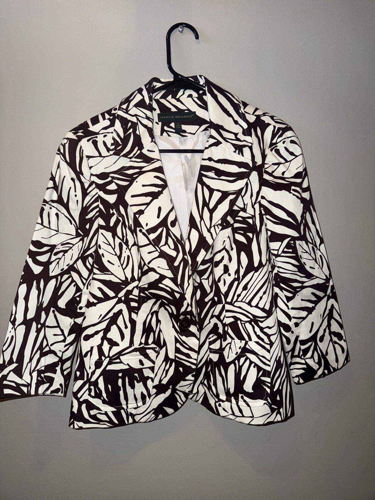Harvé Benard Women’s Tropical Floral Blazer Jacket Black White Button Front 8