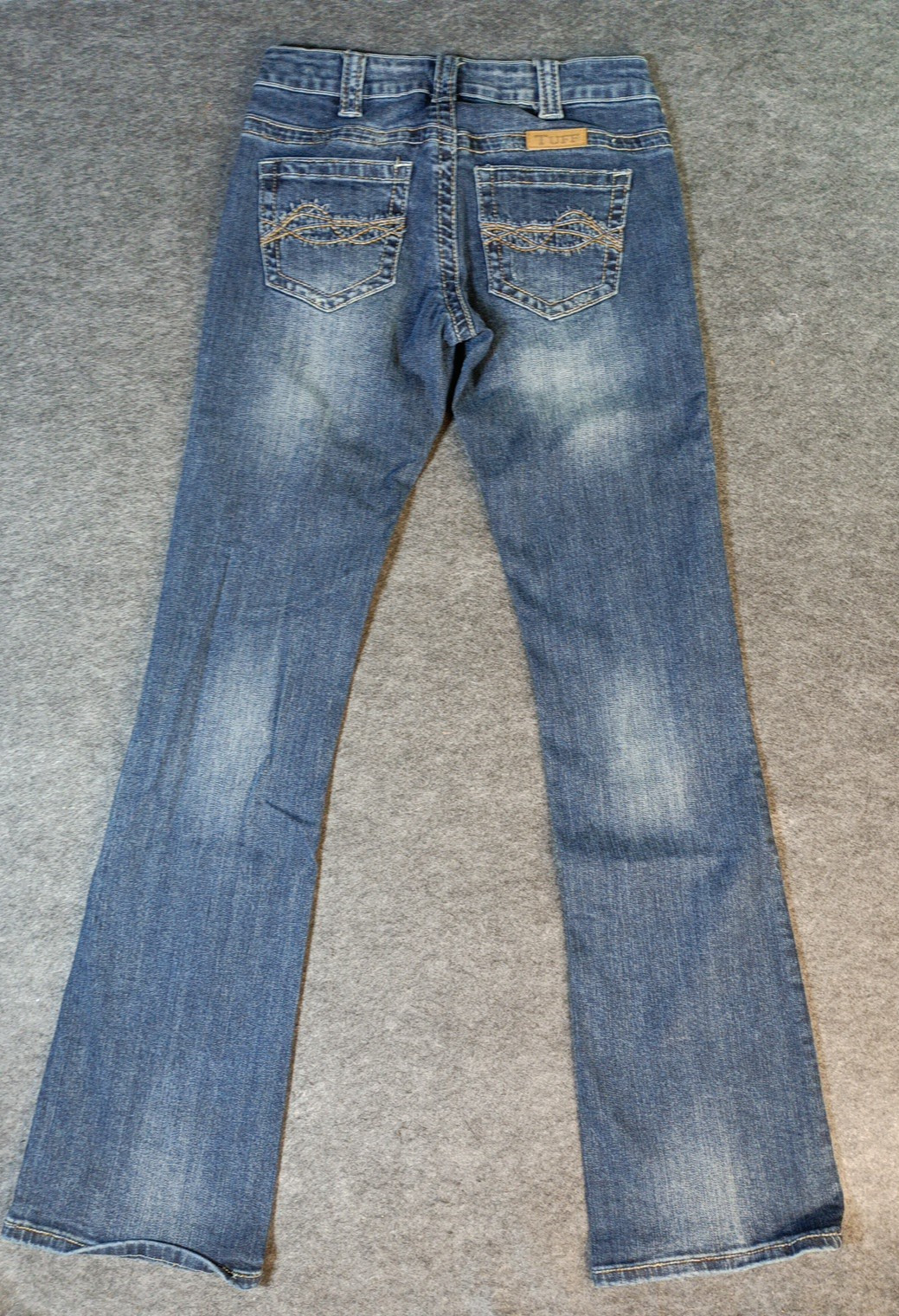 Cowgirl Tuff Co. Women’s Bootcut Blue Denim Jeans – Size 28×32