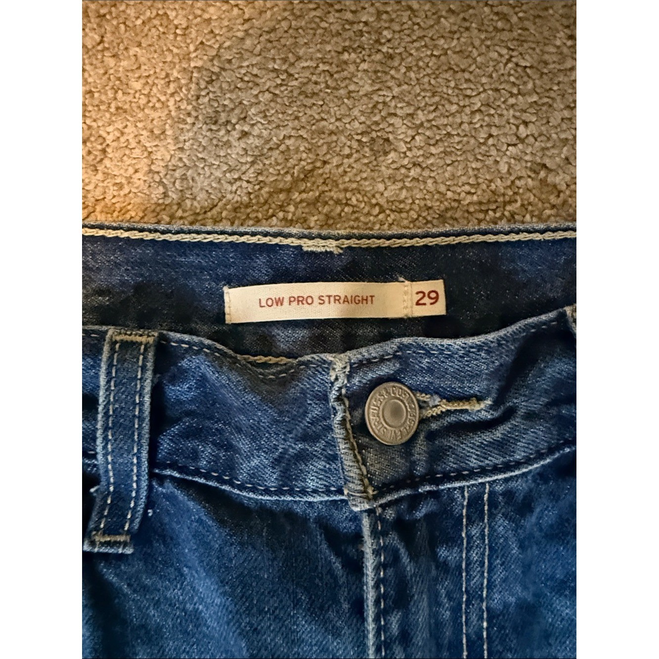 Levi’s Low Pro Straight 100% Cotton Distressed Medium Wash Jeans Size 29