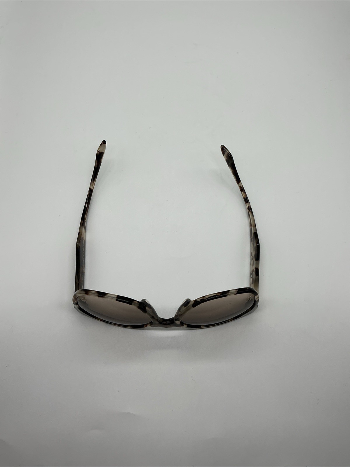 Prada SPR 10R‑F Marble Brown Tortoise Sunglasses 57‑19-140 with Case & Box