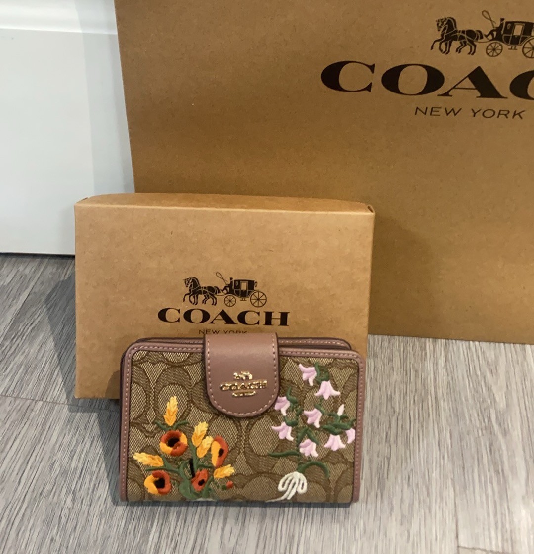 NEW COACH CEC32 Medium Corner Zip Wallet Signature Jacquard w Floral Embroidery