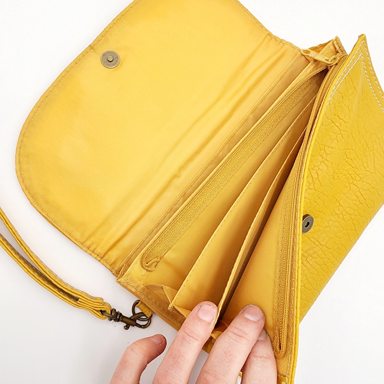 Yellow Pleather Clutch Pre-owned Excellent Condition No Rips Or Stains