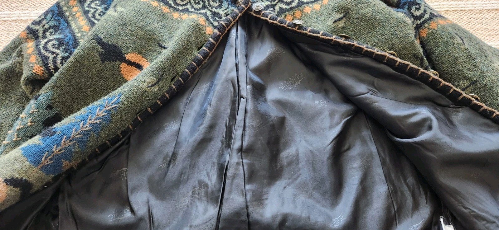 Icelandic Design Wool Cardigan Sweater Women’s Small Running Horses Equestrian