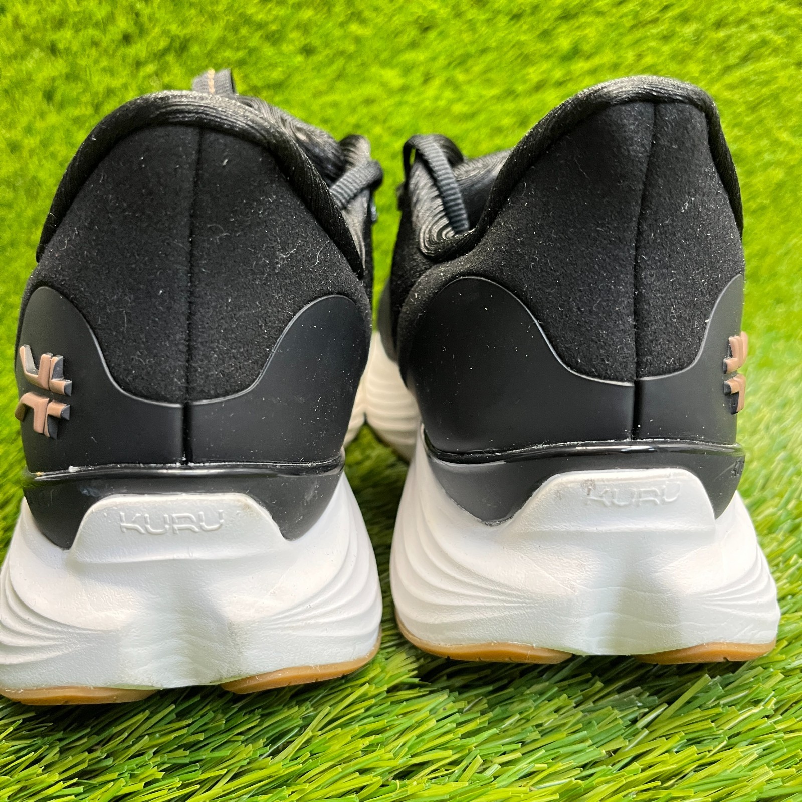 Kuru Atom 2 Womens Size 8D Black White Athletic Running Walking Shoes Sneakers