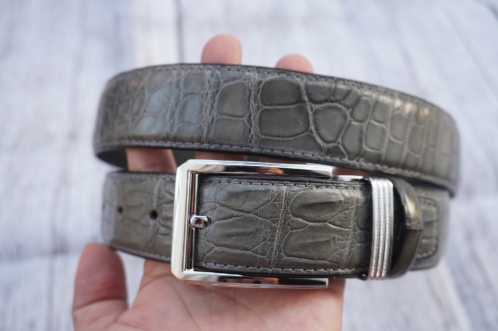 W 1.5 inch – Gray Genuine Crocodile Belly Leather Skin Men’s Belt #R42