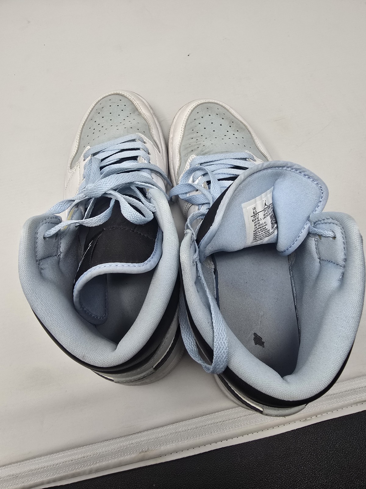 Jordan 1 Mid SE White Ice Blue Size 8.5 Pre-owned No Box