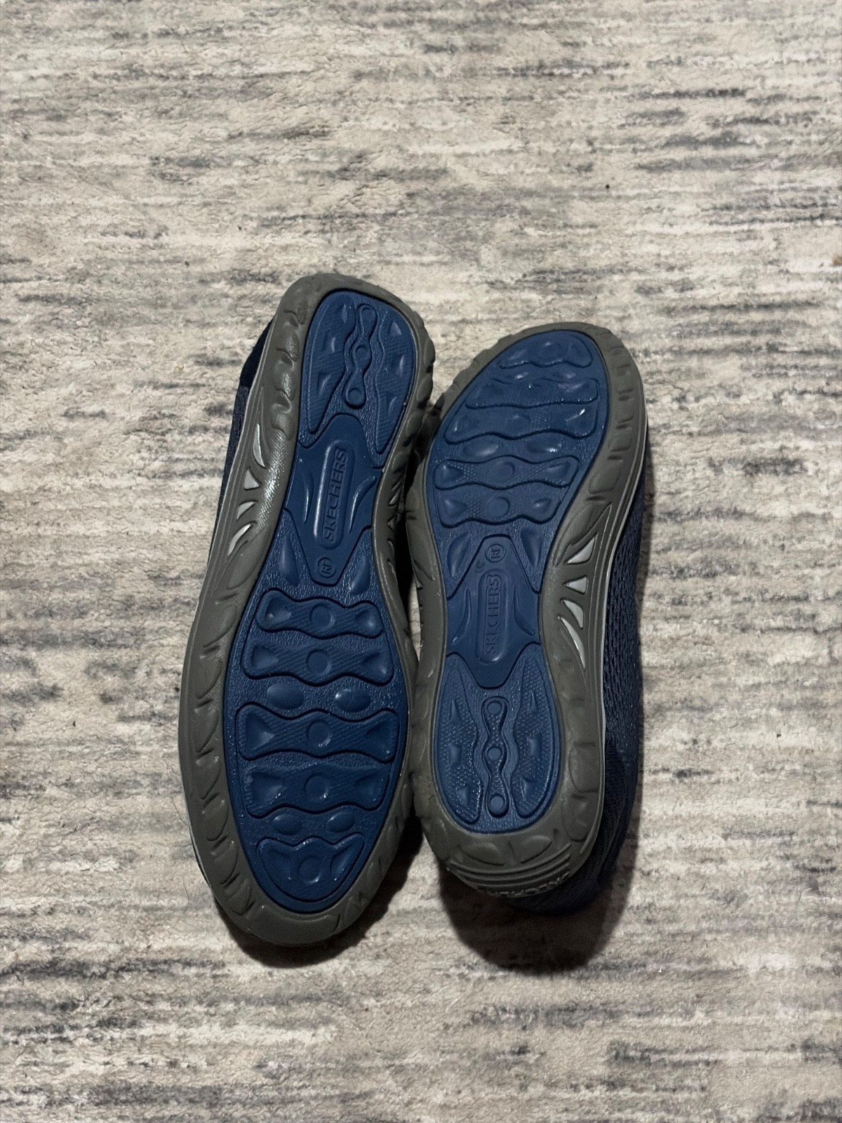 Skechers Relaxed Fit: Reggae Fest – Willows Vibe shoes featuring a navy engineer