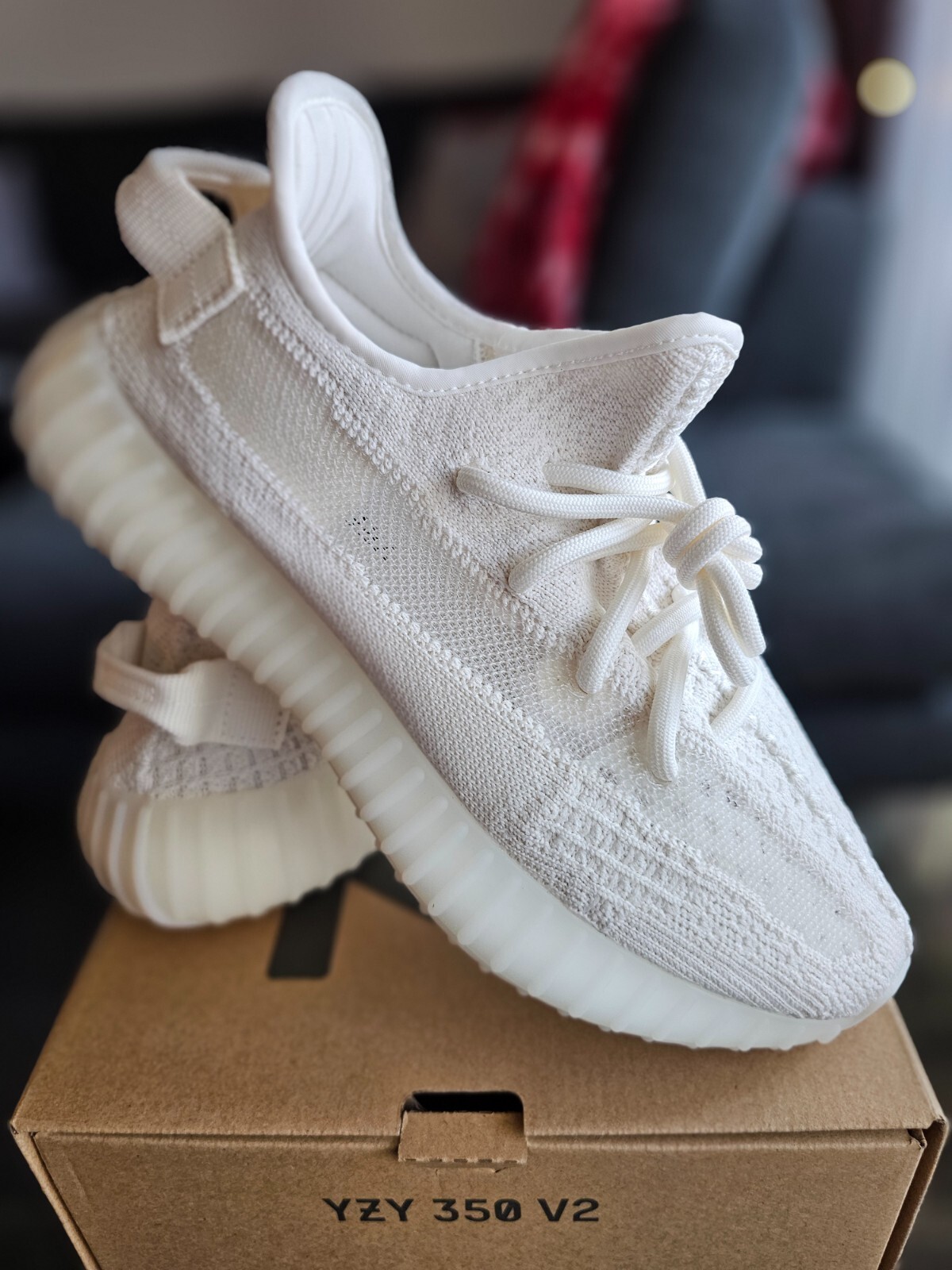 Size 6.5 – Adidas Yeezy Boost 350 V2 “Bone” BRAND NEW UNISEX