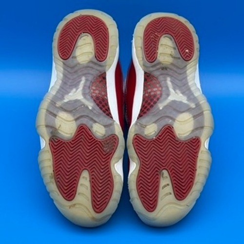 Jordan 11 Retro Cherry CT8012-116 Size 8 9.5W