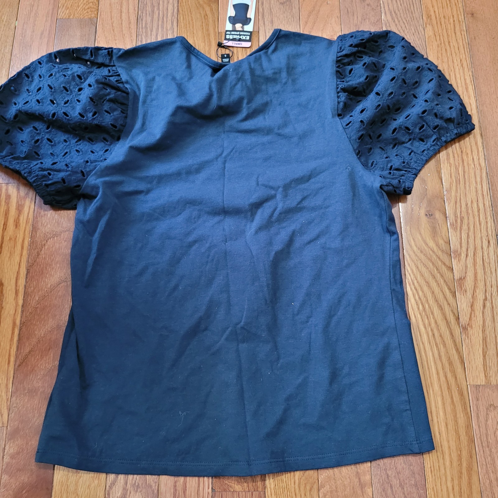 Express Womens Navy Eyelet Puff Sleeve Knit Top Crew Neck Small EX007955
