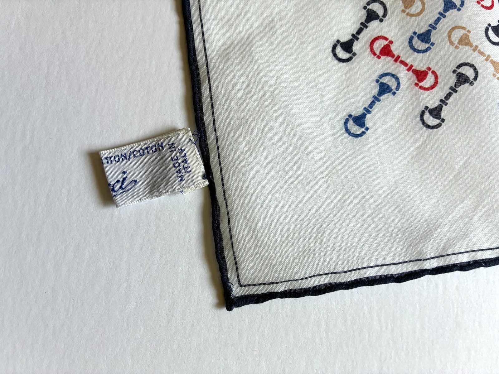 Vintage Gucci 100% Cotton Pocket Square /Handkerchief with Horsebit Pattern