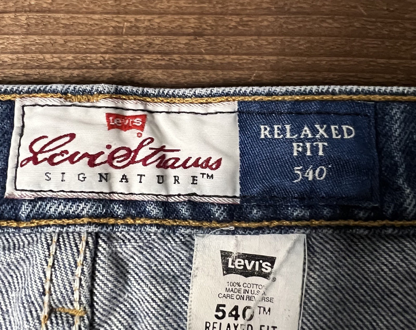 Vintage Levis 540 Relaxed Fit Light Wash Jeans Made in USA Blue 36×32