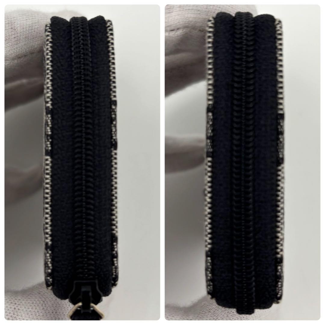 Unused display item GUCCI round zipper coin case GG canvas