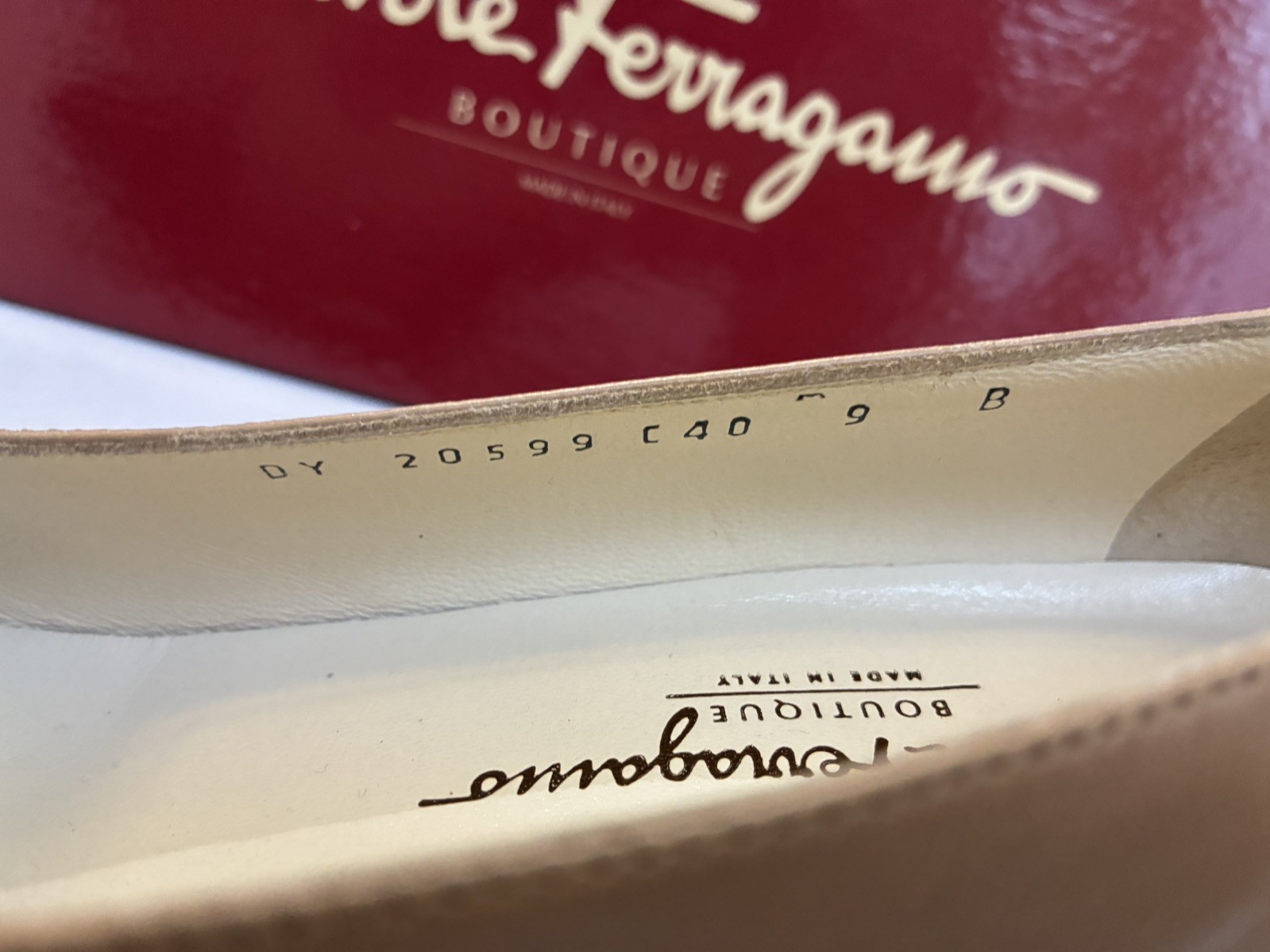 Salvatore Ferragamo Marisa 4cm 0240300 Sand Nappa Kid Nero Size 9