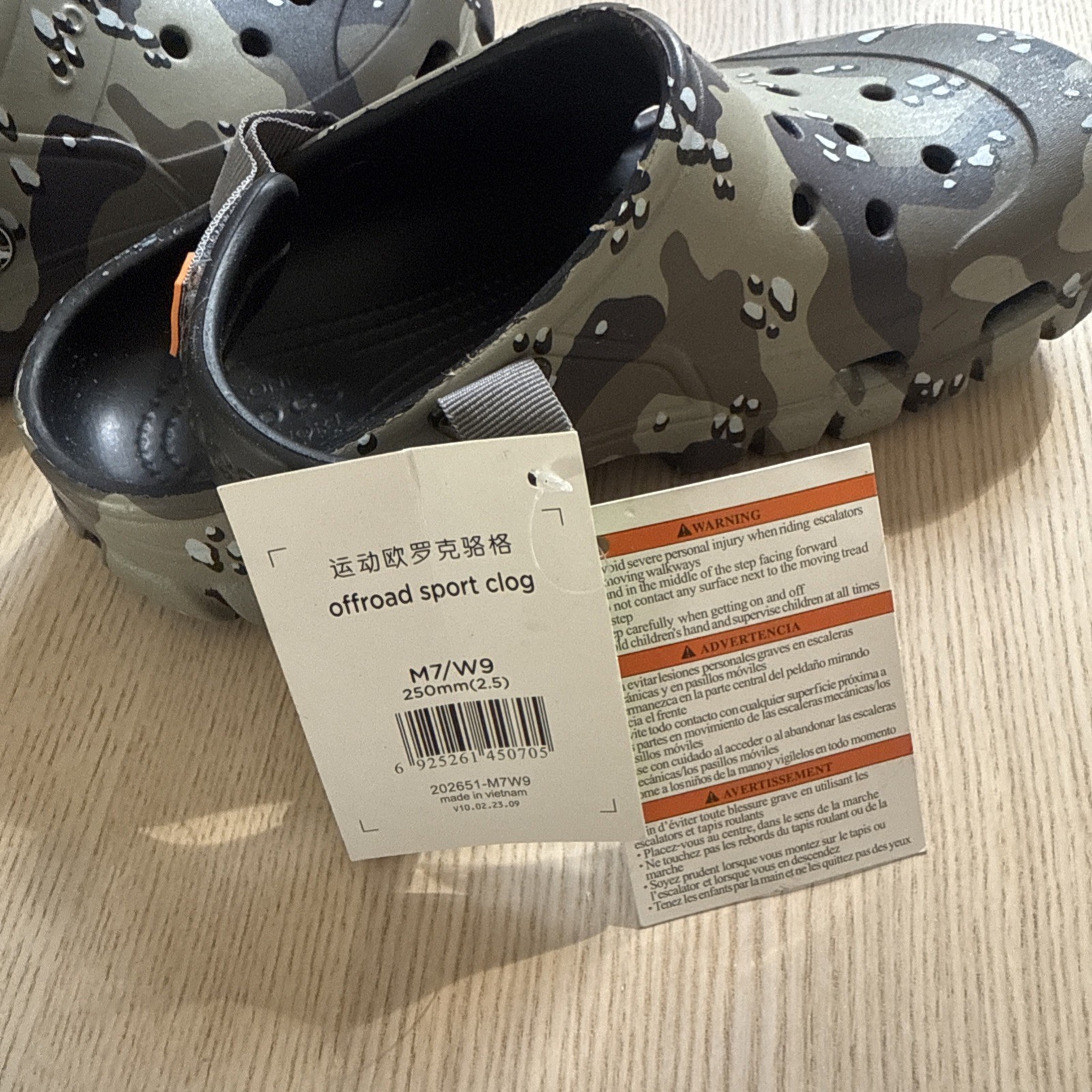 Crocs Offroad Sport Clogs Size Mens 7 Womens 9