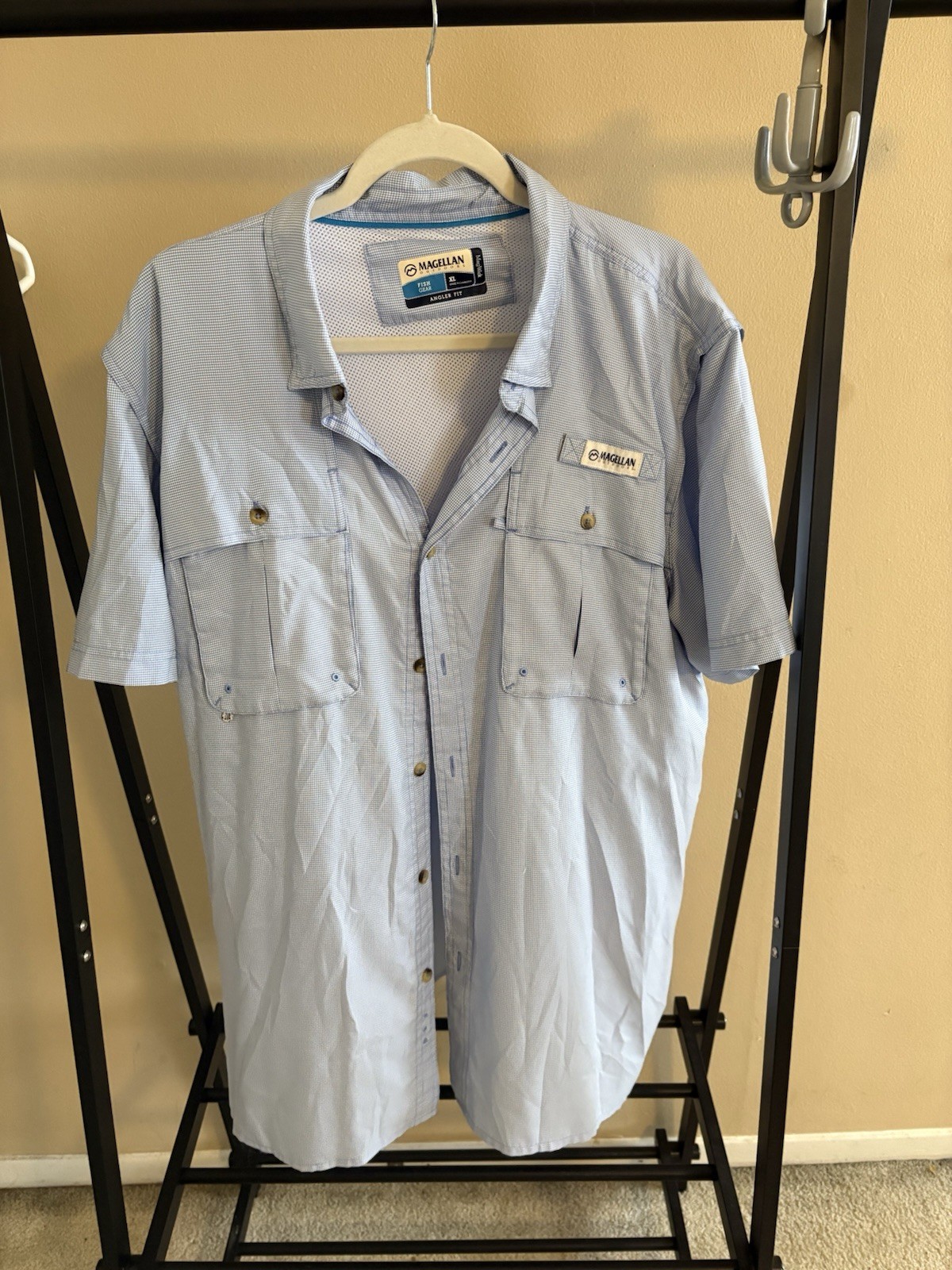 Magellan Fishing Gear Button Down Short Sleeves Angler Fit Men’s XL