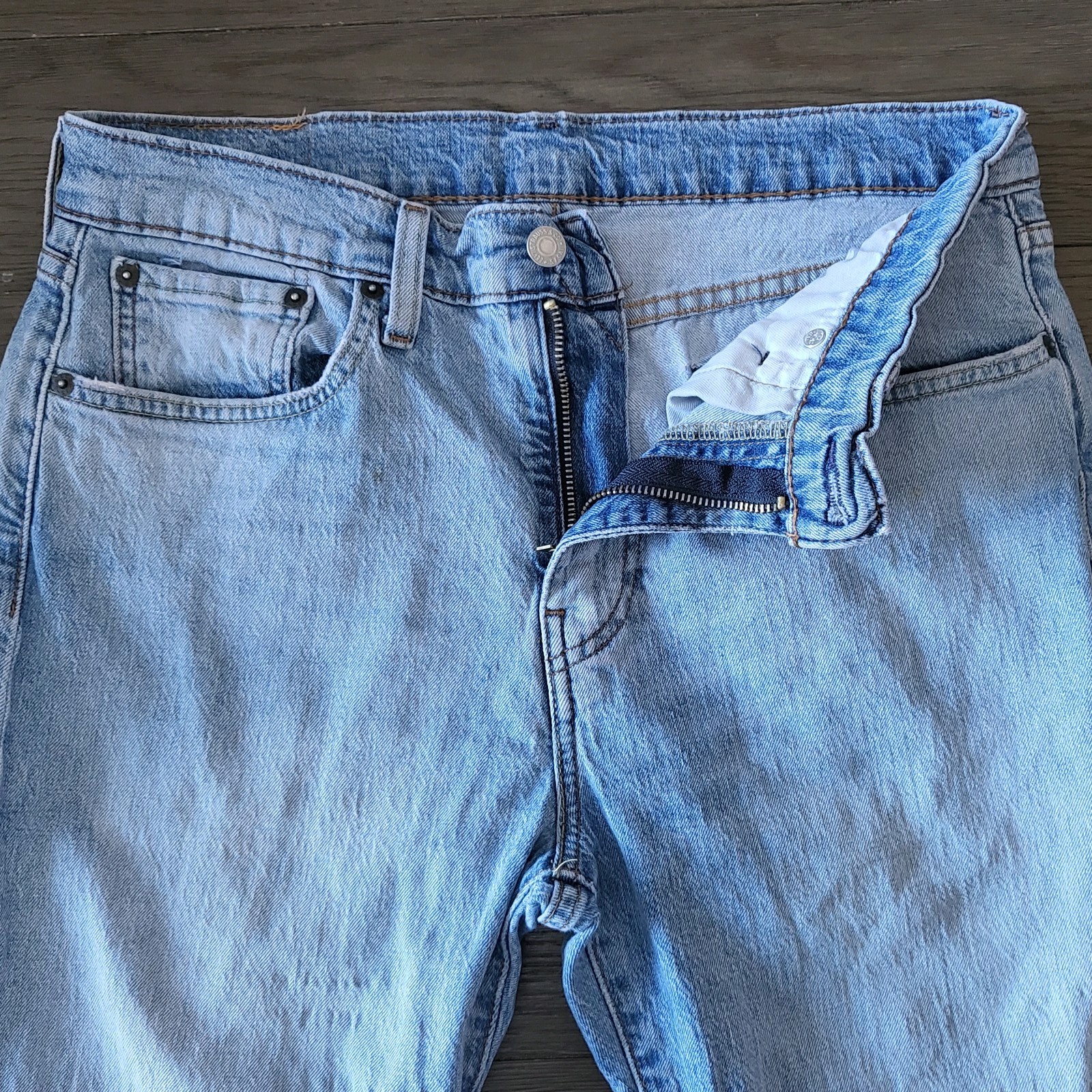 Levi’s 502 Men’s 32×32 Light Wash Big E Regular Fit Denim Jeans