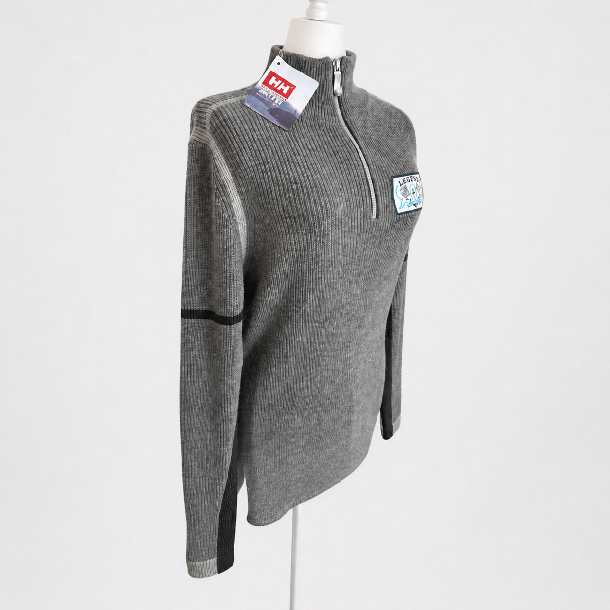 NWT Grey Helly Hansen Quarter-Zip Knitted Sweater W/ Legend Patch Sz M