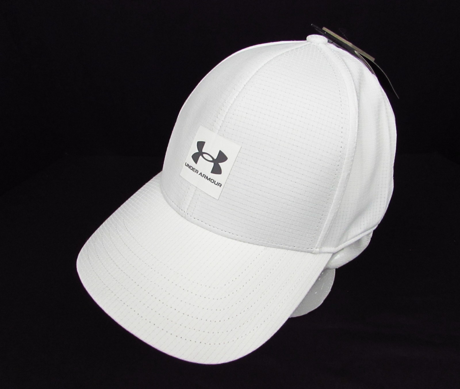 Under Armour Men’s Iso-Chill Vent Stretch White Hat 1383438 100 L/XL NWT.