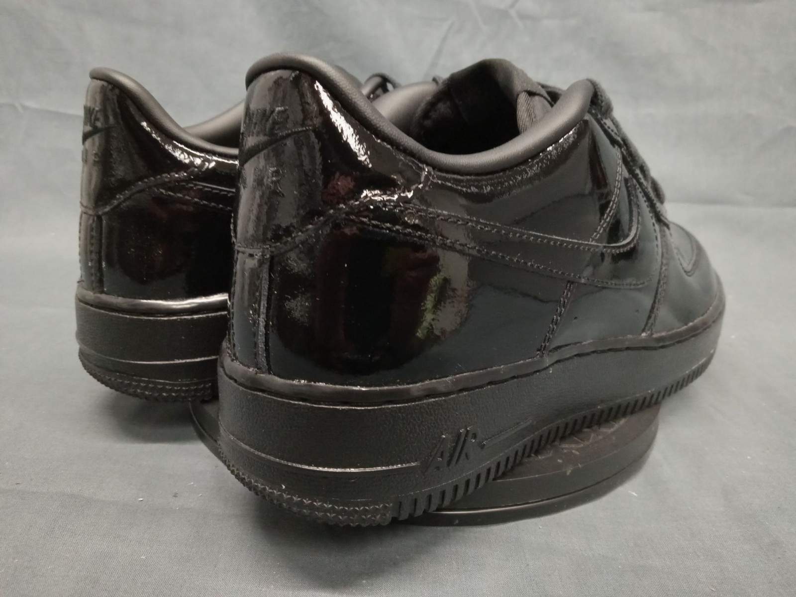 Nike Air Force 1 Low ’07 Premium Black Patent Men’s Size 9.5 NEW NO BOX!