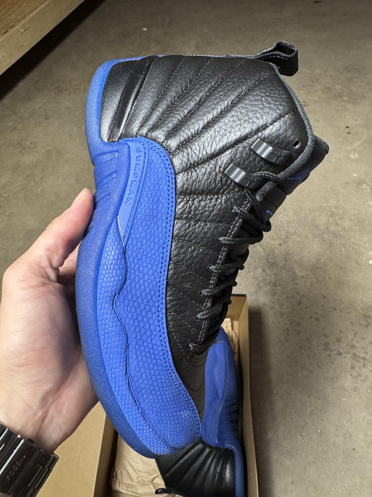 Size 8M/9.5W – Jordan 12 Retro Black Game Royal 130690-014 Pre-Owned
