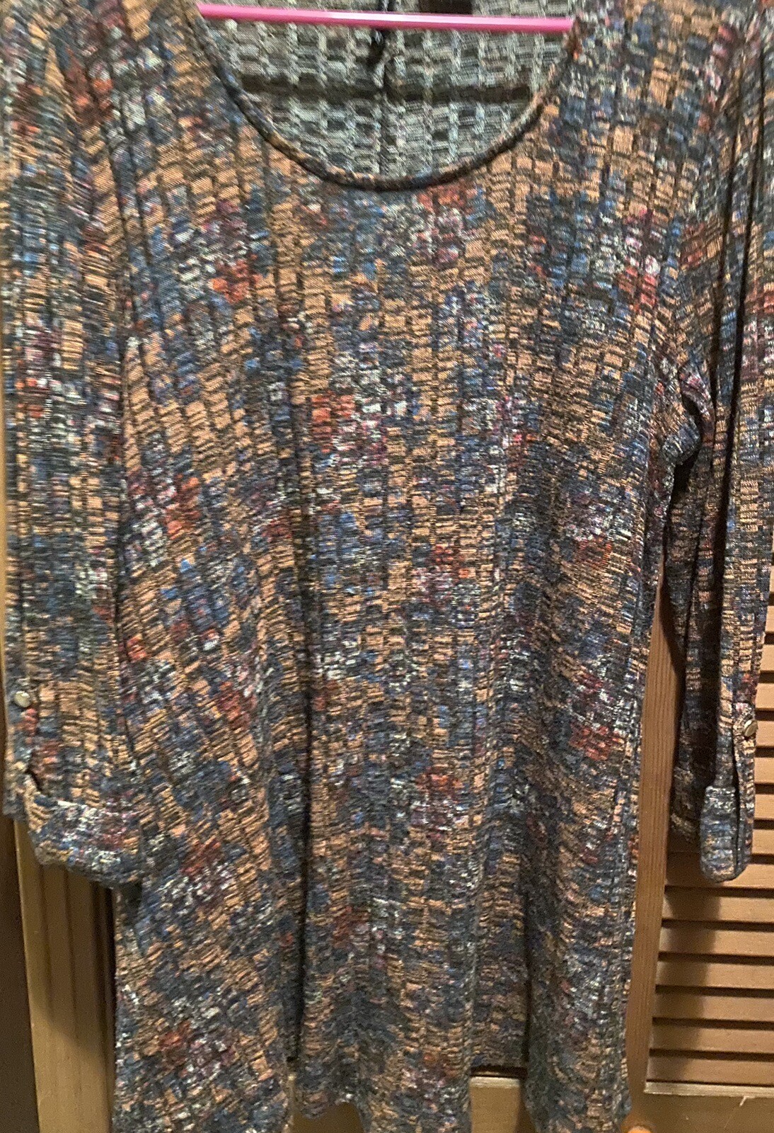 NEW DIRECTION Womens Size L Multicolor Blouse..polyester/spandex blend